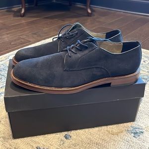 Banana Republic Blue Oxfords - Men’s 11.5 - Barely Worn